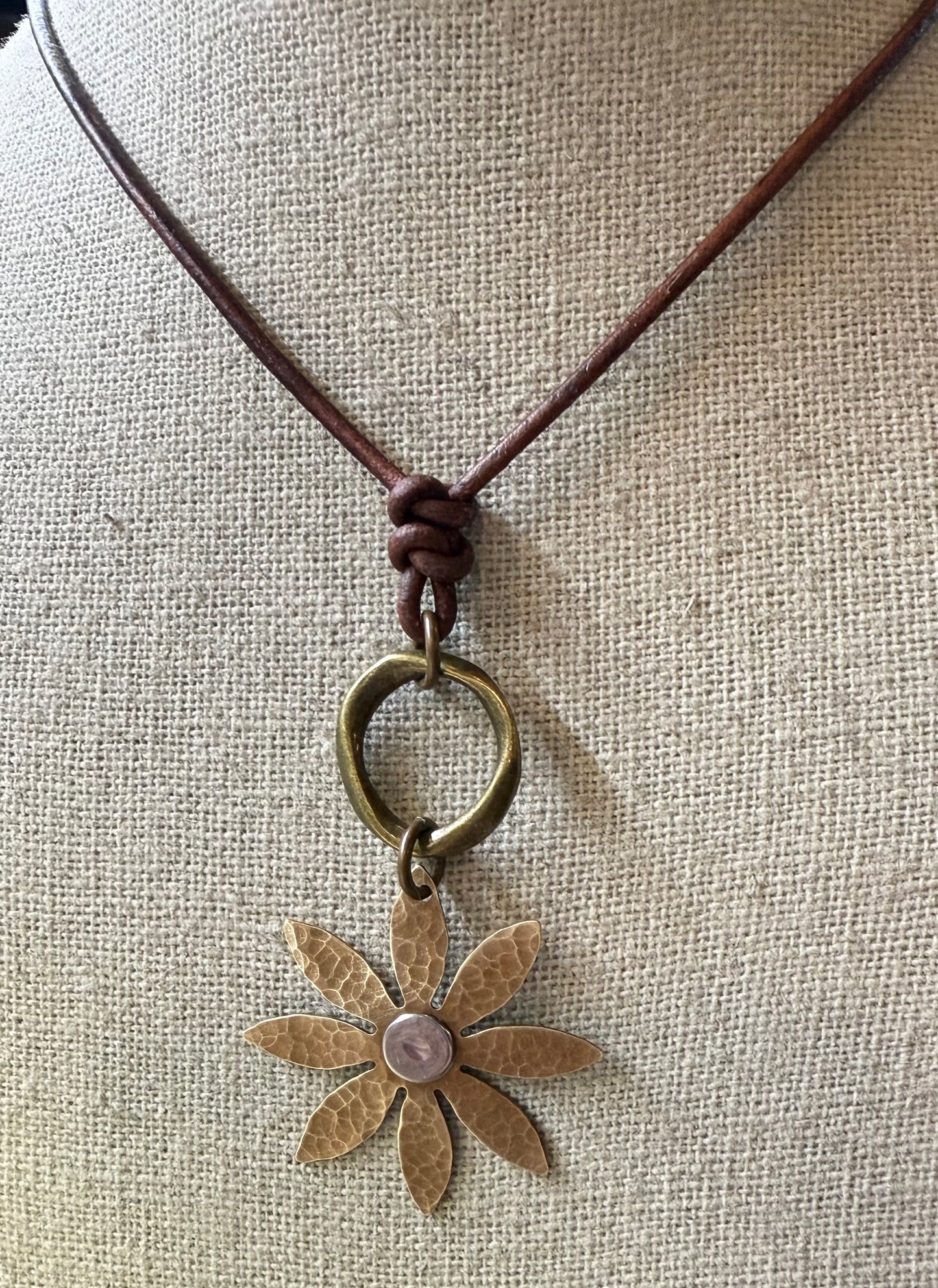 Daisy Necklace