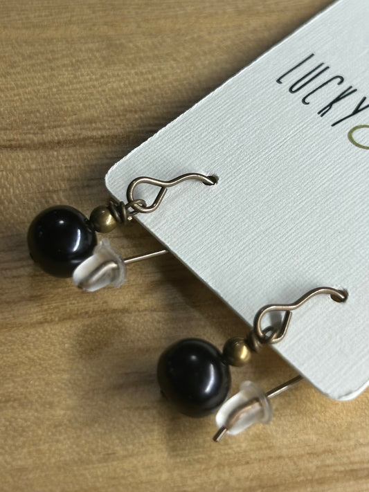 Black Pearl earrings